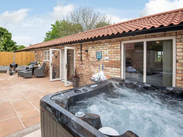 Bray Holiday Cottages - The Chicken Coop