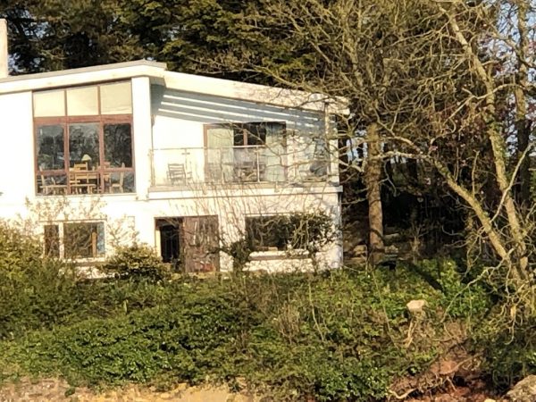 Burton Ferry Holiday Cottages - Trinity Villa