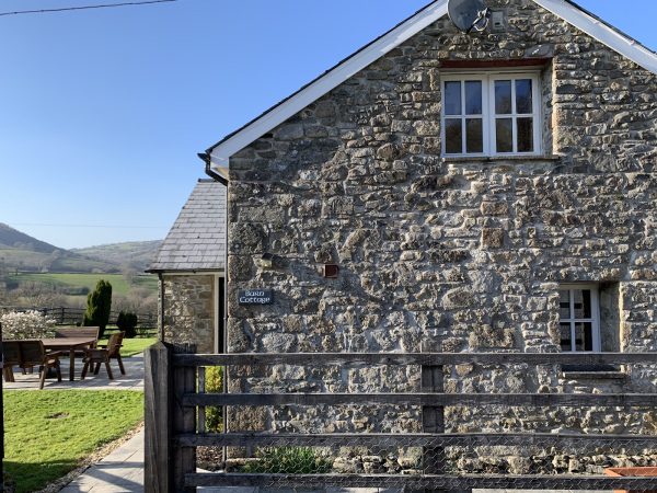 Carmarthen Cottages- Barn Cottage