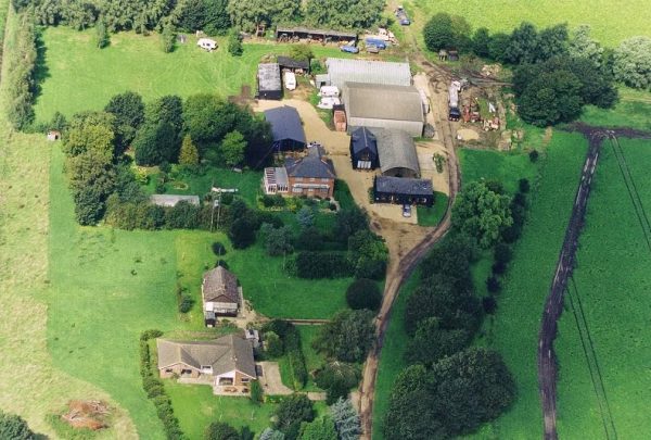 Caves Farm Barns - Heron