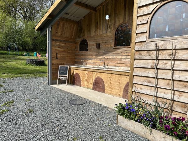 Cerniog Cabin