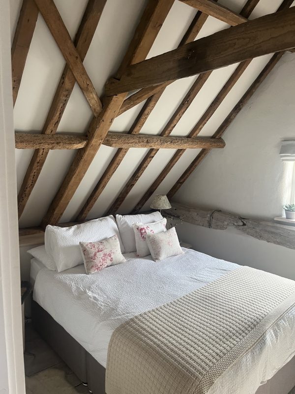 Country Cottages Norfolk - The Bee’s Knees