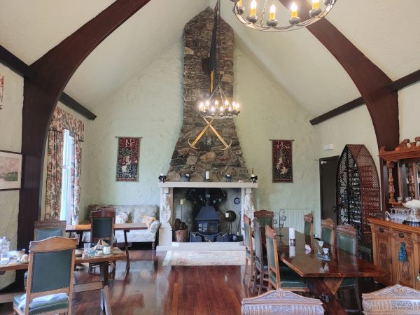 Crianlarich Retreats - Almond Cottage - Riverside Hideaway
