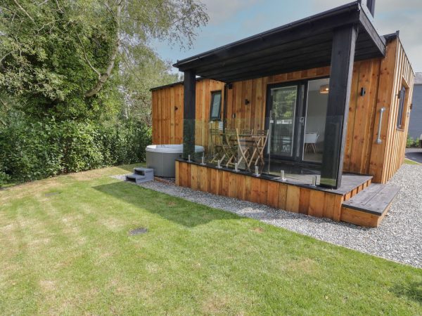 Cwm Cadnant - Cae Garw