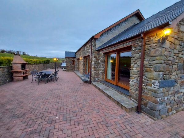 Ffynnonmeredydd Cottages - Gwel-Y-Llyn