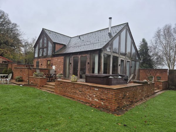 Garden House Cottages - Liliy Pad Lodge