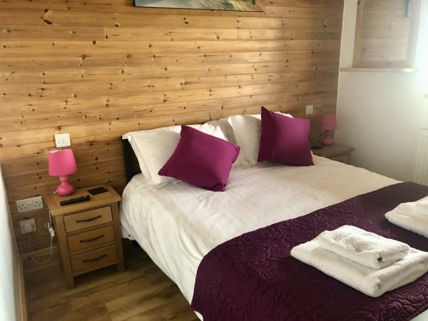 Gatra Farm Lodges - Blake Fell Lodge