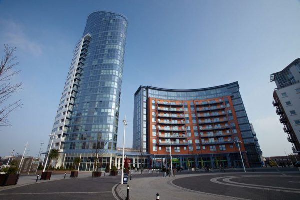 Gunwharf Quays Apartments - The Two Bedroom Balcony View ’B’