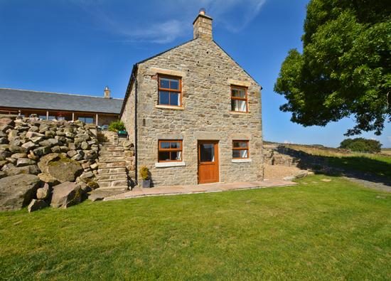 Hadrian’s Wall Country Cottages - Curlew Cottage