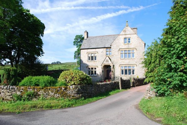 Harbut Law Holiday Cottages - The Calf Shed