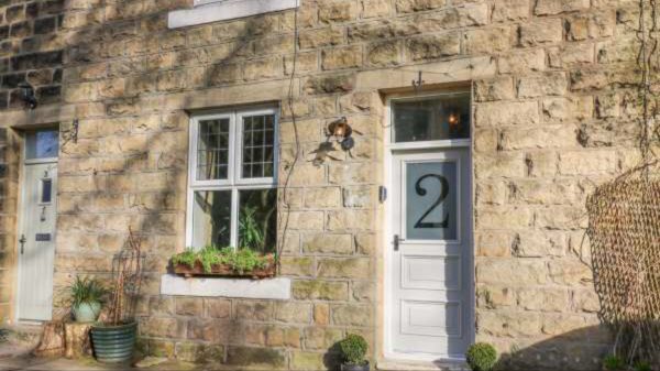 Hardcastle Crags Cottage