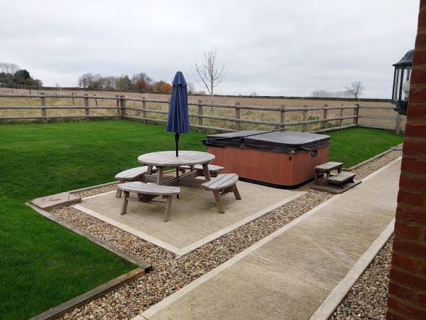 Holmes Farm Country Cottages - Waxwing Cottage