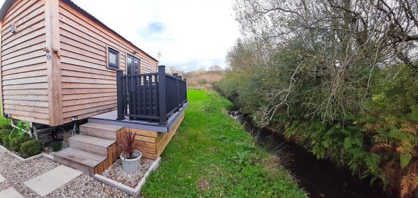 Island Hut Retreats - Shepherds Hut One