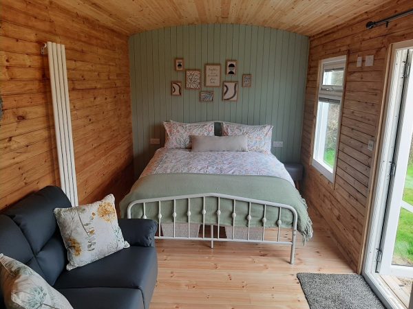 Island Hut Retreats - Shepherds Hut One