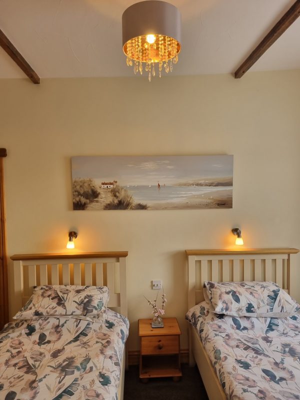 Keel Lodges - Captain’s Quarters