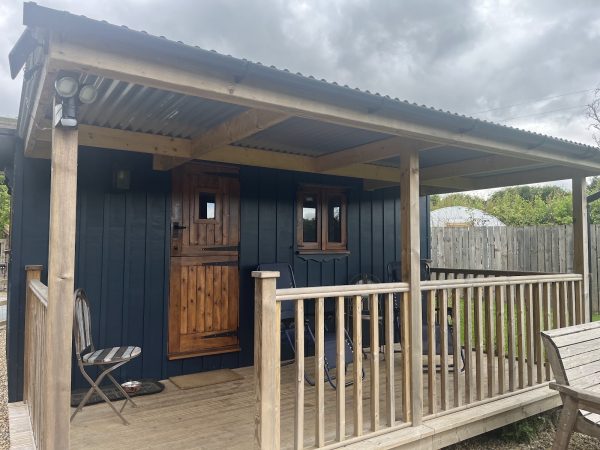 Keldholme Holidays - Keldholme Shepherds Hut