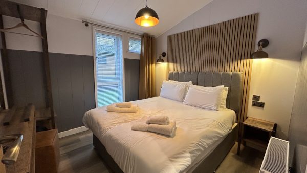 Llanfairtalhaiarn Retreats - Fronisaf