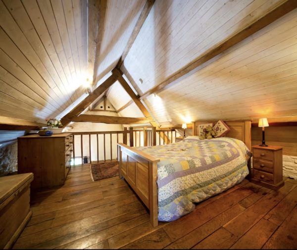 Llwyndryssi Retreats - Farm House