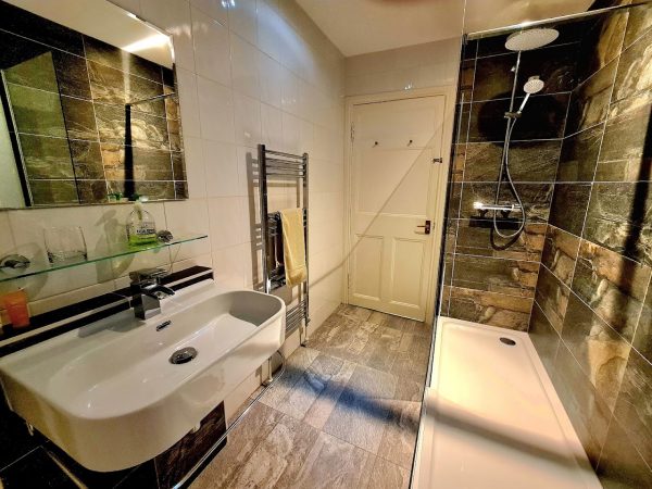 Lochside Holidays - Lochside House