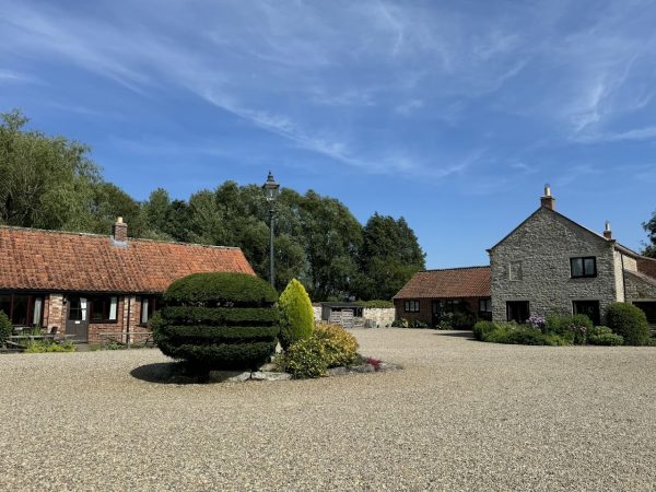 Low Mill Farm Cottages - Mill Barn