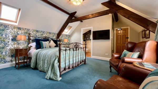 Mainsail Suite