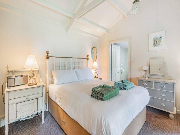 Mossop Farm Cottages - Peaceful Farmhouse