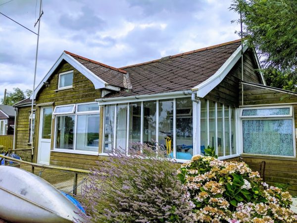 Norfolk Riverside Cottages - Halcyon