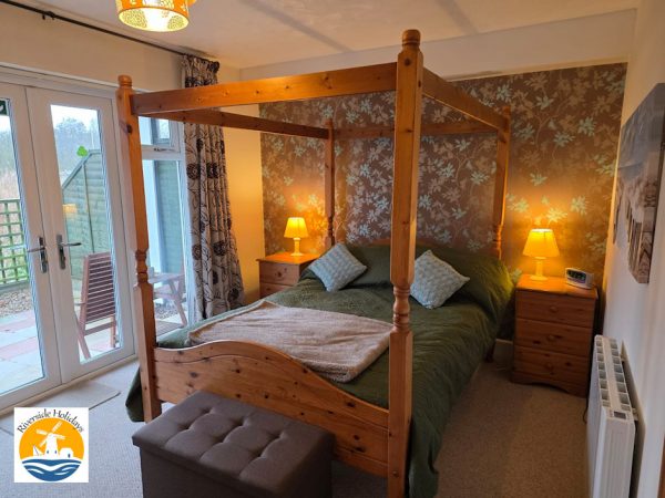 Norfolk Riverside Cottages - Maud