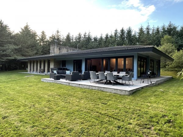 Oak Lodge