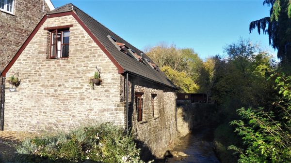 Penybont Barn