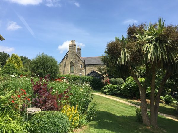 Peregrine Hall Cottages - Cloisters Cottage