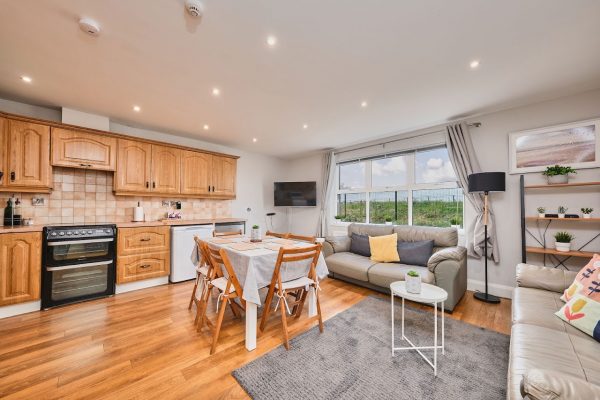 Portrush By The Sea - No.1 Dunluce Park Apartments