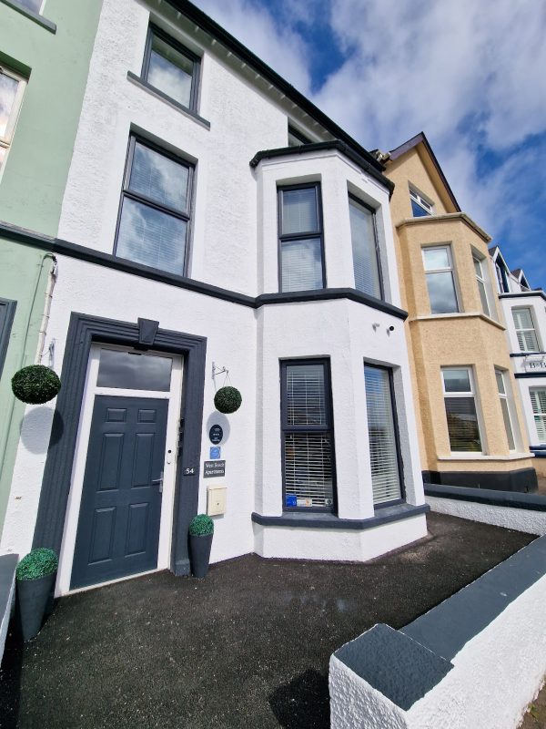 Portrush By The Sea - No.3 West Beach Apartments