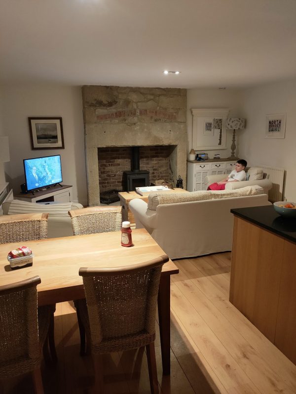Railway Cottages - Dove Cottage