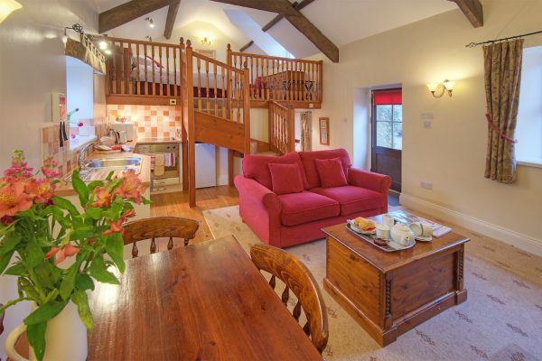 Railway Cottages - Rose Cottage