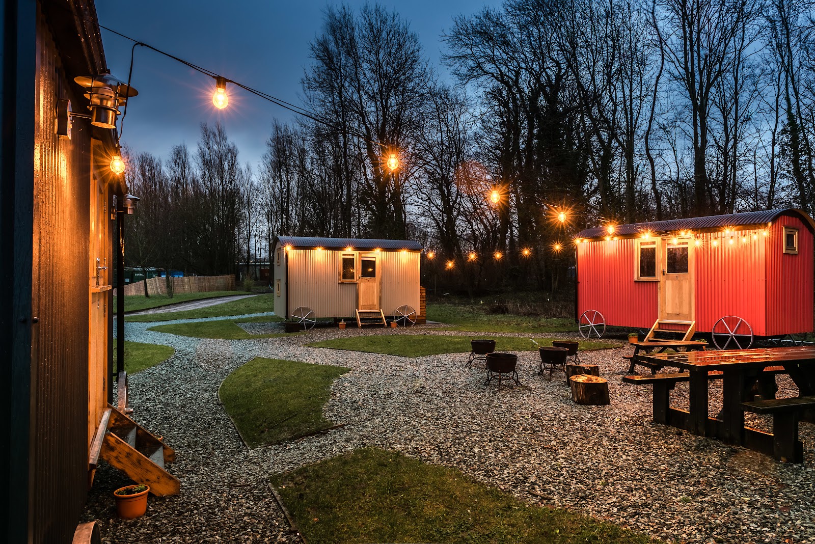 Samlesbury Hall Glamping - Samlesbury Hall Huts