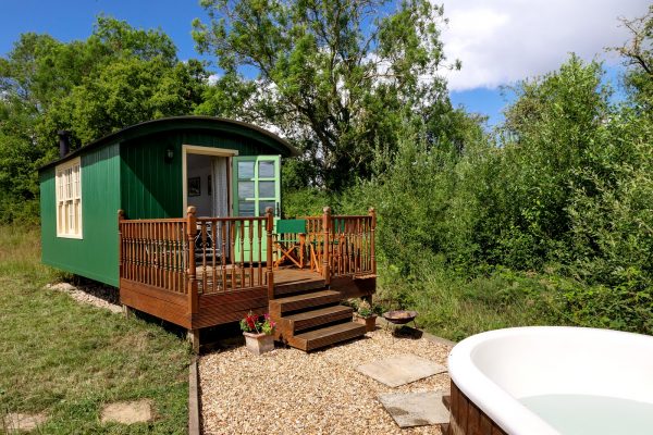 Shamrock Shepherds Huts - Ewe Lodge