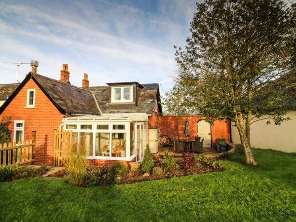 Sturminster Retreats - The Lodge