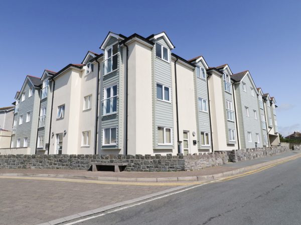 10 Pen Llanw Tides Reach