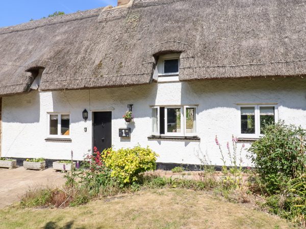 1 Harpur Cottage