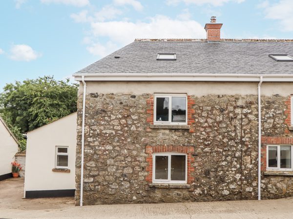 Aunty Junes Cottage