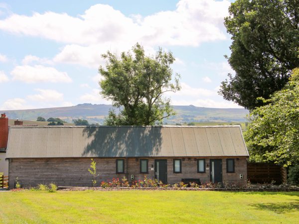 Stiper View Barn 1