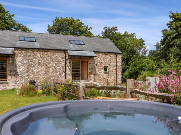Lower Walreddon Barn
