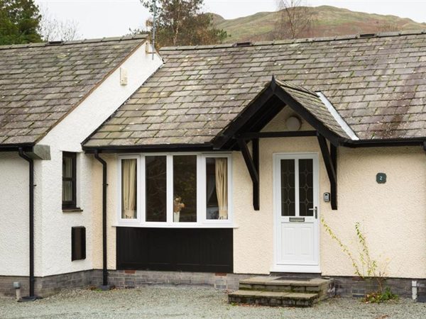 2 Riverside Cottage