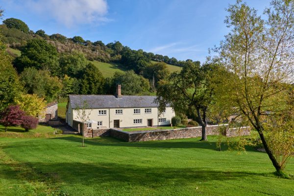 Holwell Farmhouse