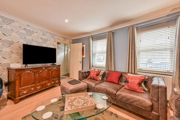 Lisburne Place