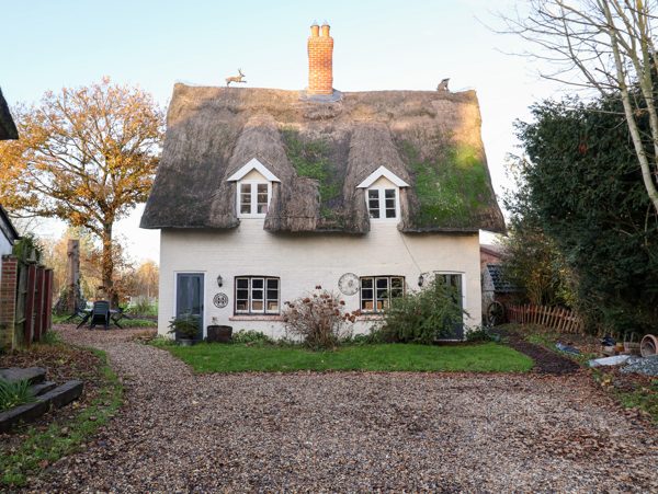 The Hare and Bumblebee Cottage