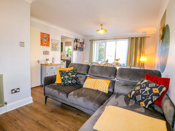 Farnham Park Apartment