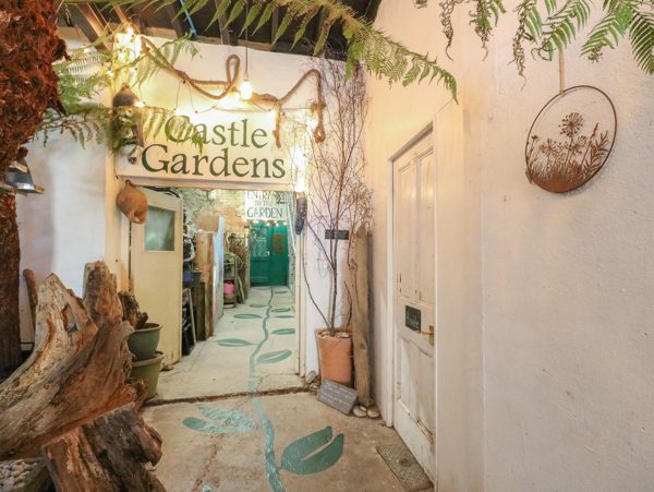 Castle Gardens Apartment