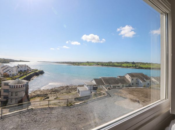 Seaview Apartment 5